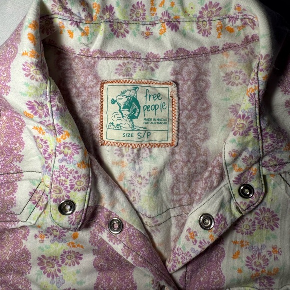 Free People Western Floral Paisley Button Up Shirt 🟣 - Picture 2 of 6